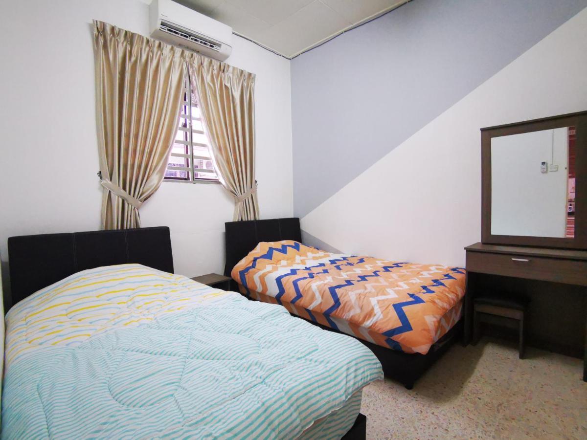 Bagan Terrace House Near To Sunway Carnival Mall, Seberang Jaya Villa บัตเตอร์เวิร์ท ภายนอก รูปภาพ